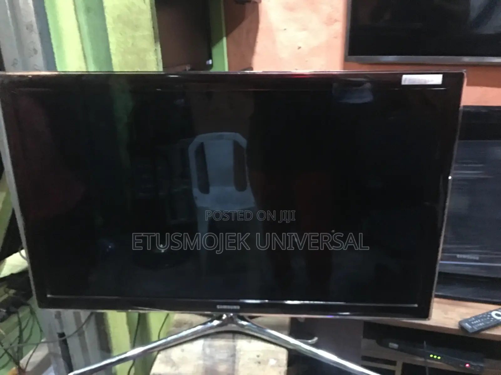 43inches London Used LED Samsung Television
