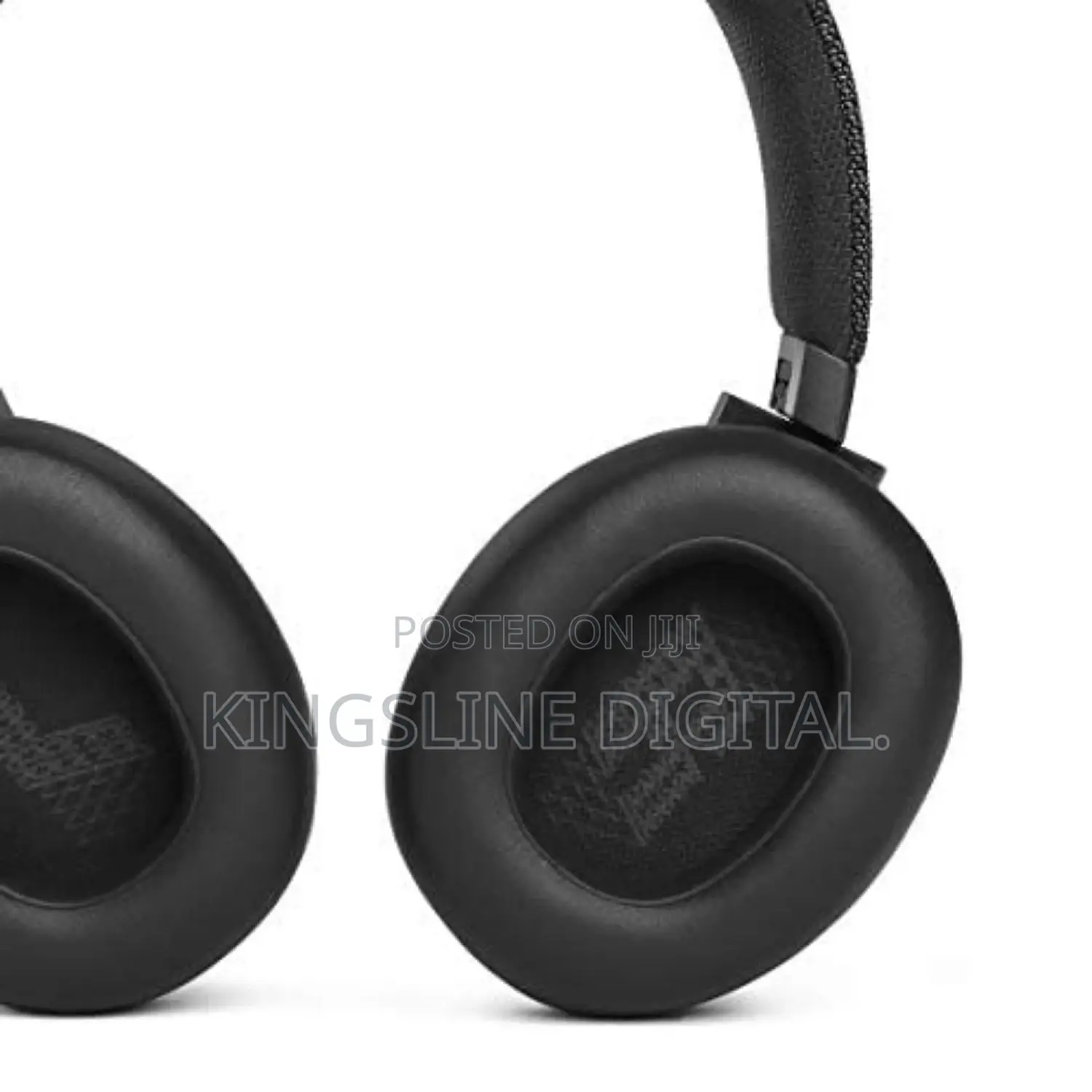 JBL Live 660NC Wireless Noise Cancelling Over-Ear Headphone.