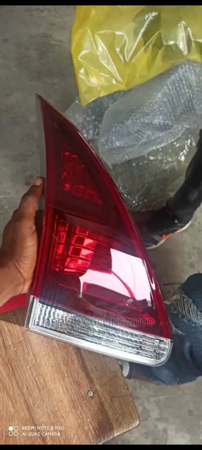 Boot Lights Left Sidetoyota Venza 2014-2016