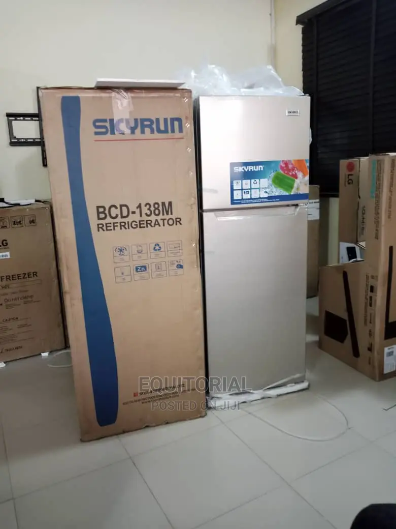 BCD-138m Skyrun Refrigerator - Silver, 138litres