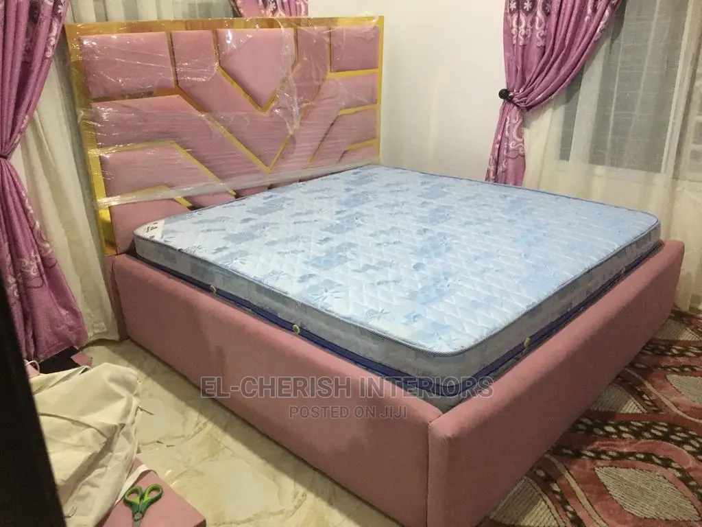 Royal Pink Lady Bed
