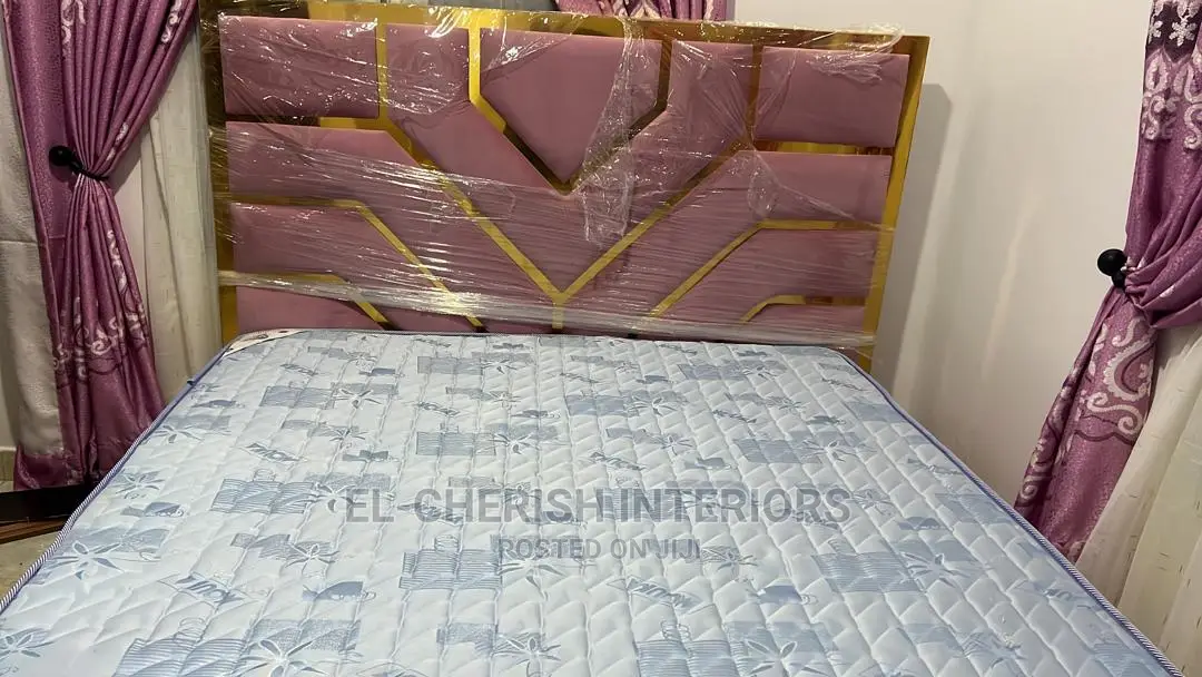 Royal Pink Lady Bed