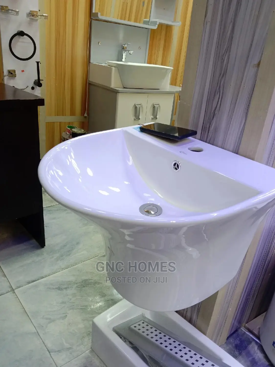 Wall Hung Wash Hand Basin