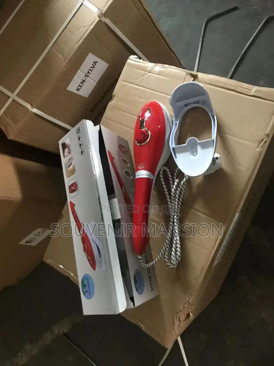 Portable Handheld Steaming Iron With Brush