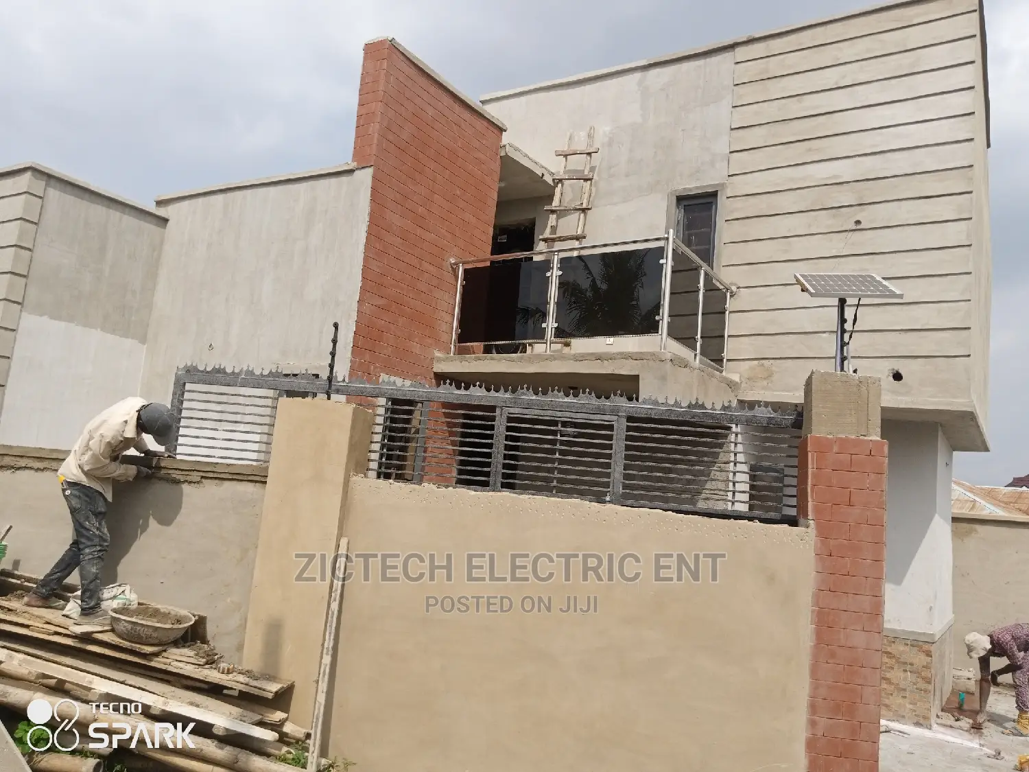 Building Contractor