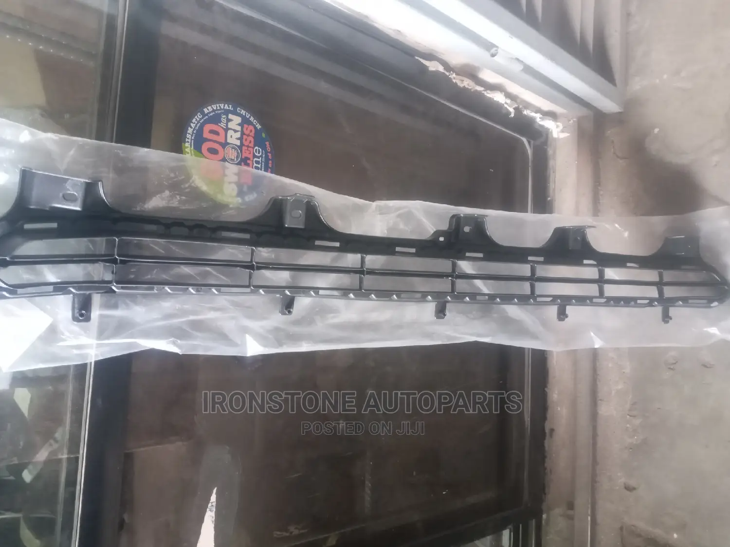 Down Grille - Prado 2018/20