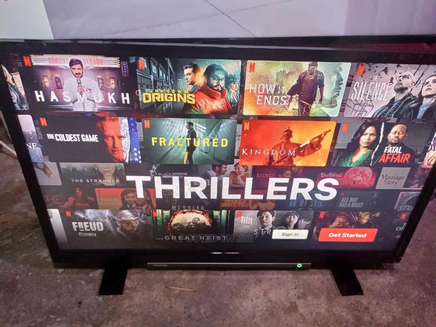 UK USED 32 Inches Toshiba Smart TV