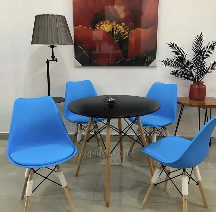 Amazing Set of Coffee Table and Chairs