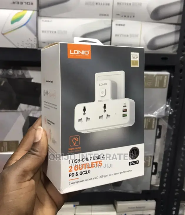 Ldnio 1 Usb-C 2usb-a 2 Outlets - Pd Qc3.0