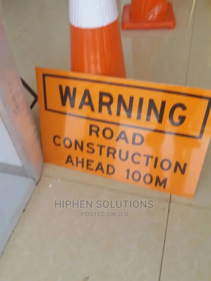 Bold and Visible Road Construction Safety Sign