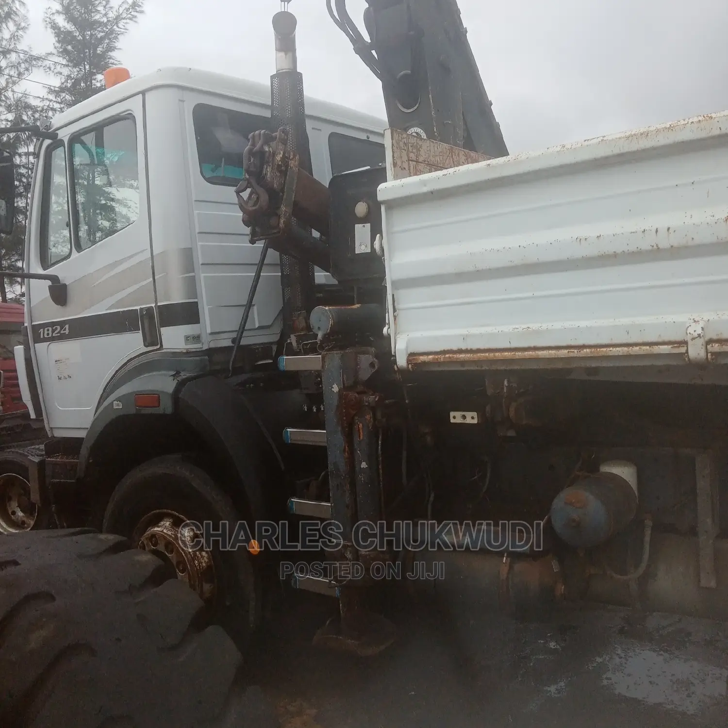 Mercedes Hiab 5tons