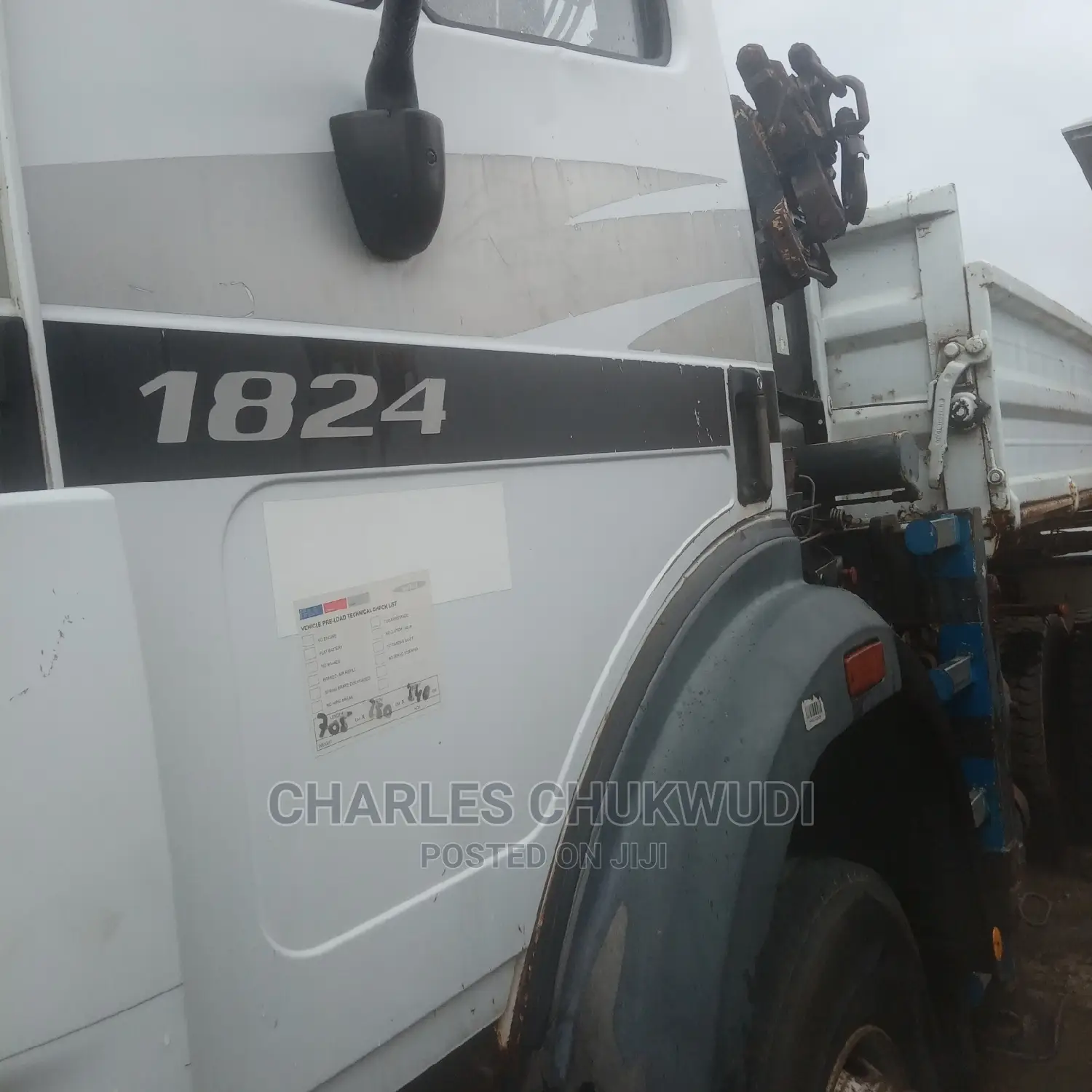 Mercedes Hiab 5tons