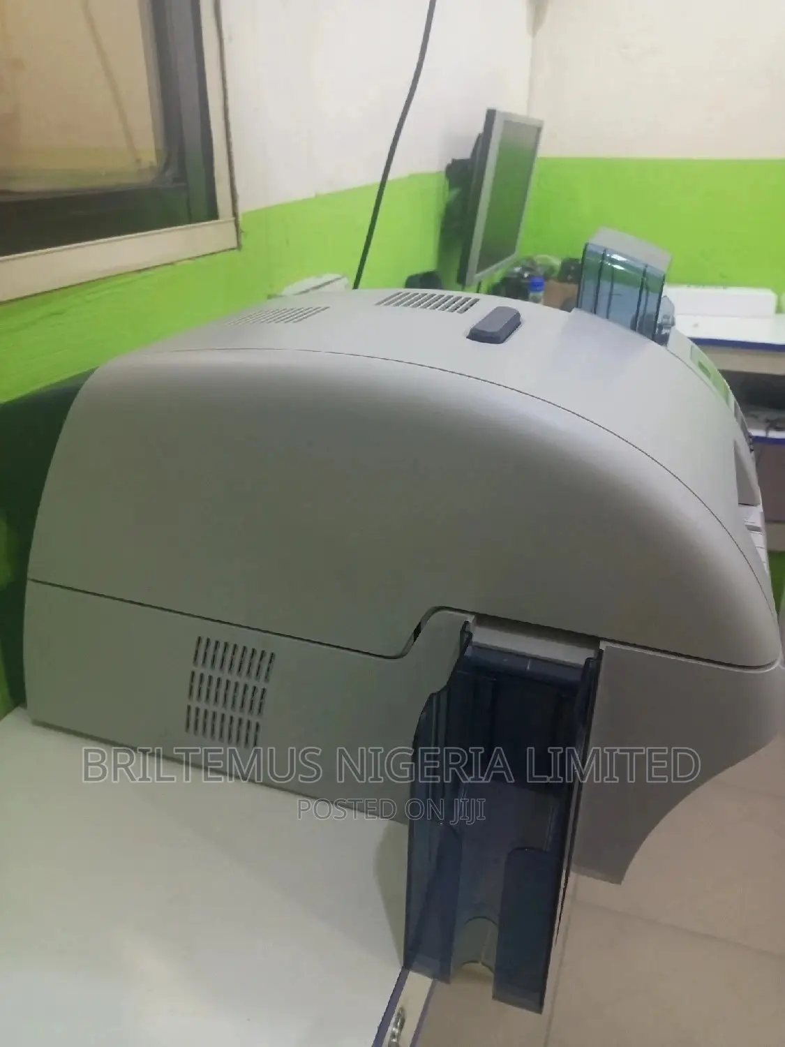 Uk-Used Zebra ZXP Series 8 Dual Sided Plastic Card Printer
