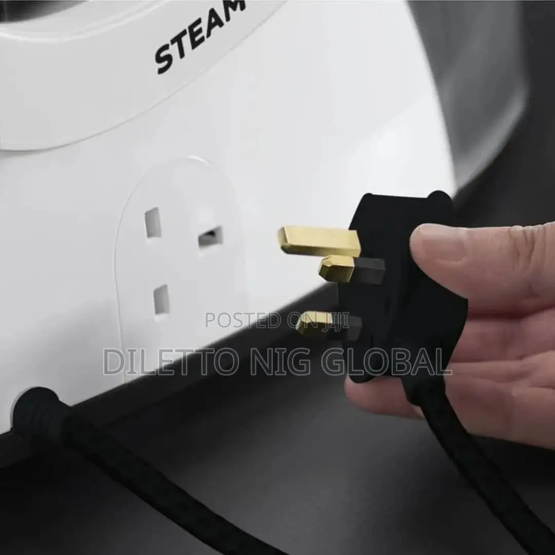 Russell Hobbs Steam Power Steam Generator Iron