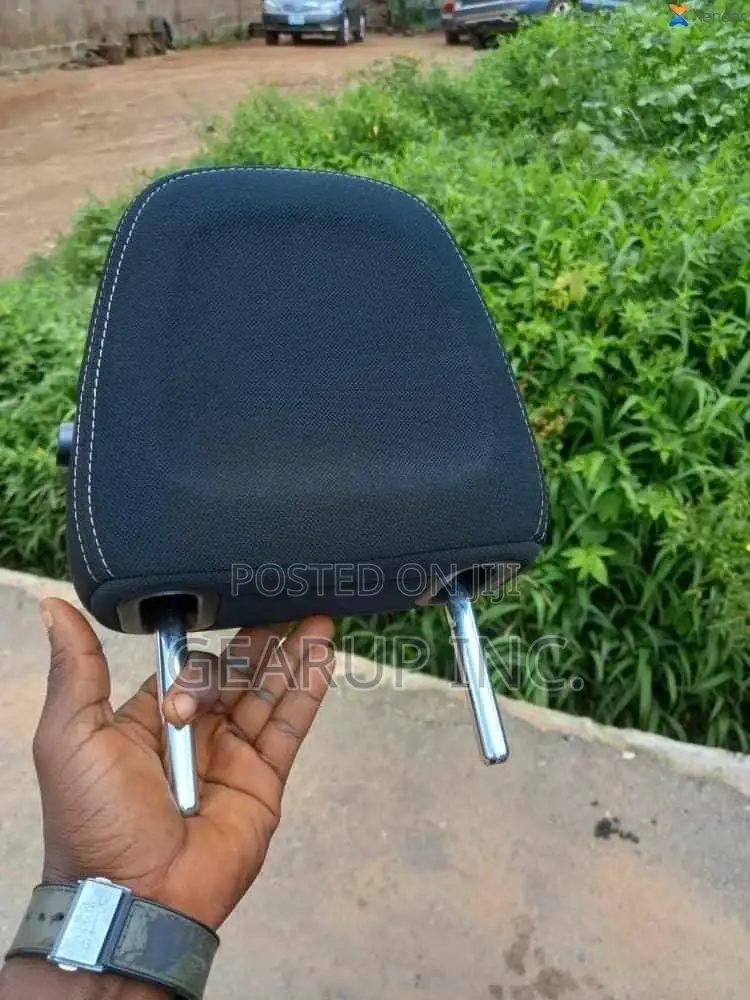Seat Head Rest for Toyota RAV4 2016