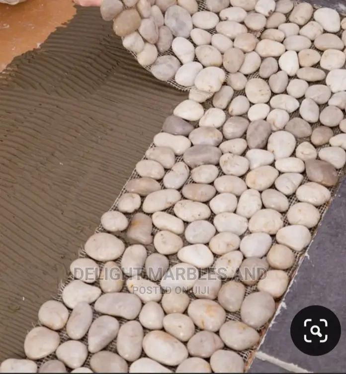 Décor Round Stone