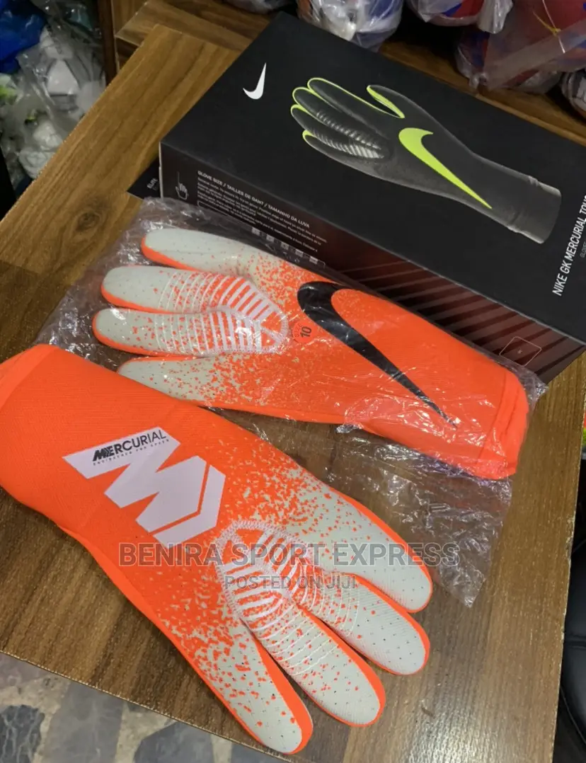 Professional Goalkeepers Glove ( Mercurial)