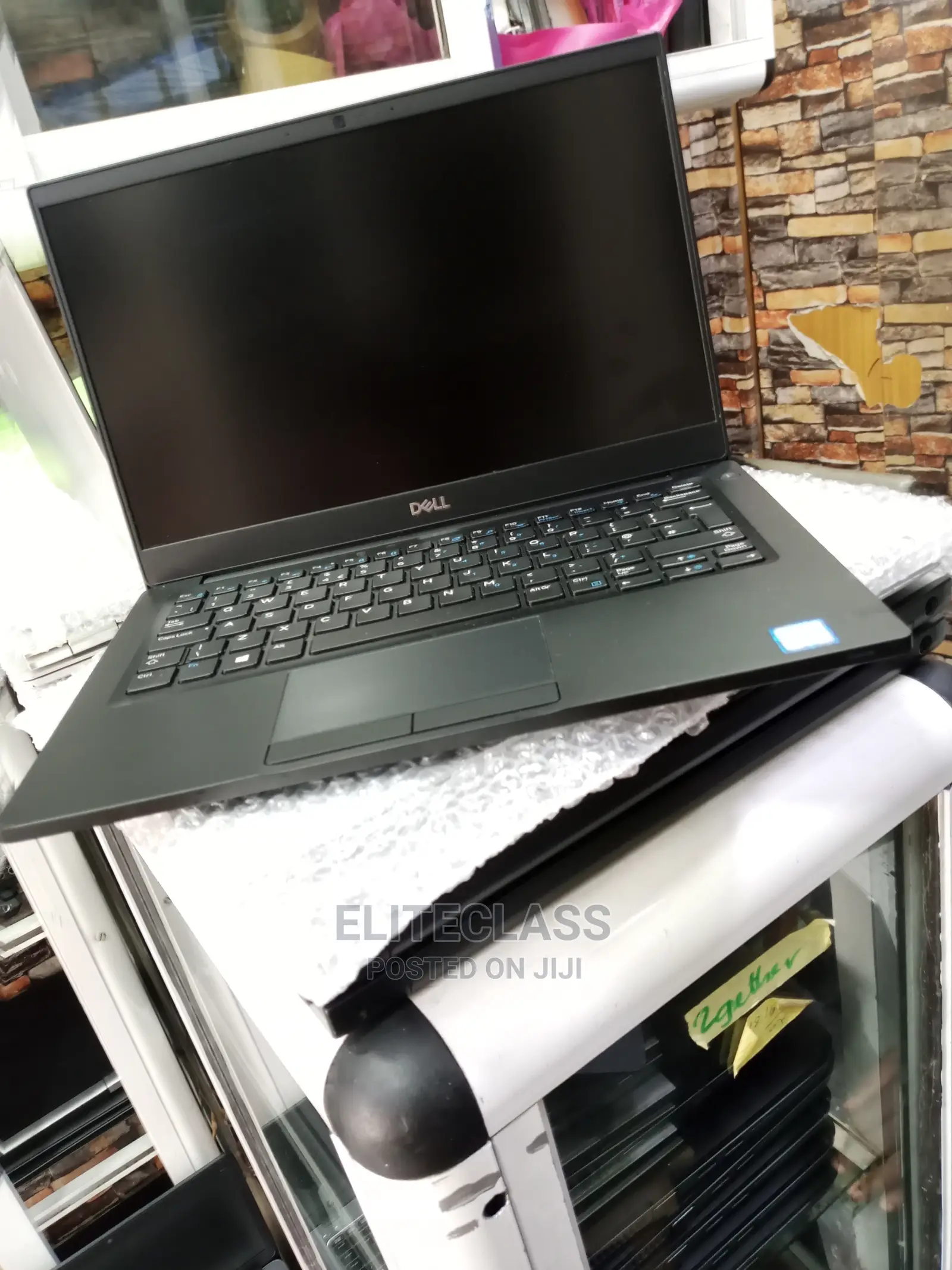 Laptop Dell Latitude 7390 8GB Intel Core I5 SSD 256GB