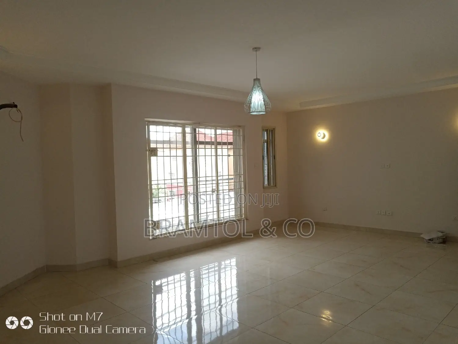 3bdrm Block of Flats in Jabi for rent