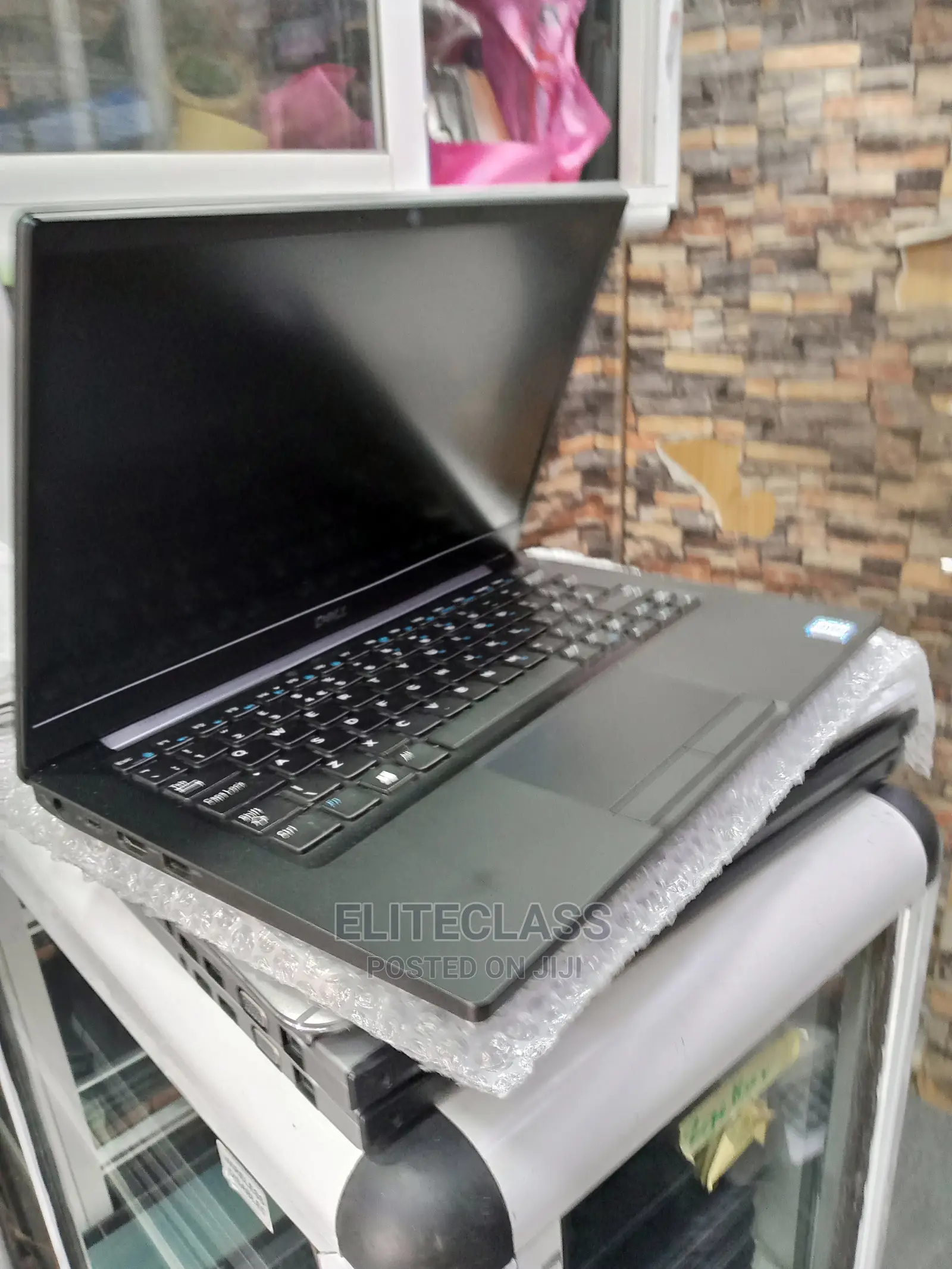 Laptop Dell Latitude 7390 8GB Intel Core I5 SSD 256GB