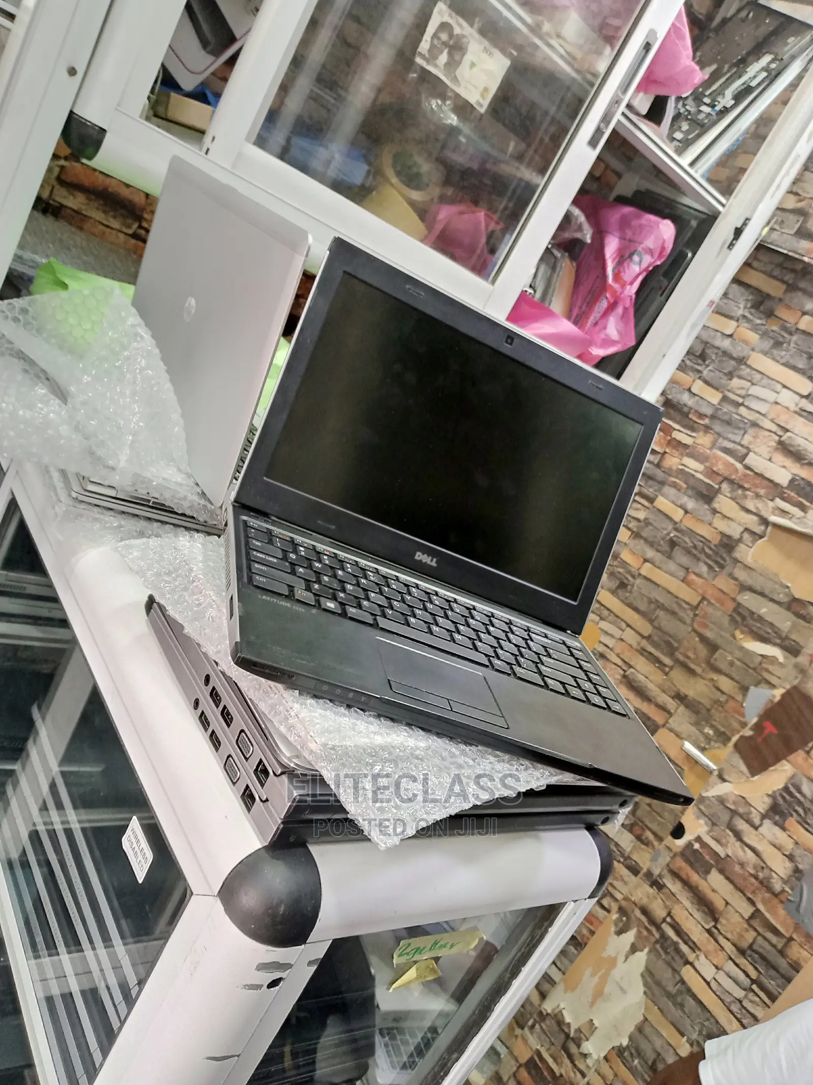 Laptop Dell Latitude 7390 8GB Intel Core I5 SSD 256GB