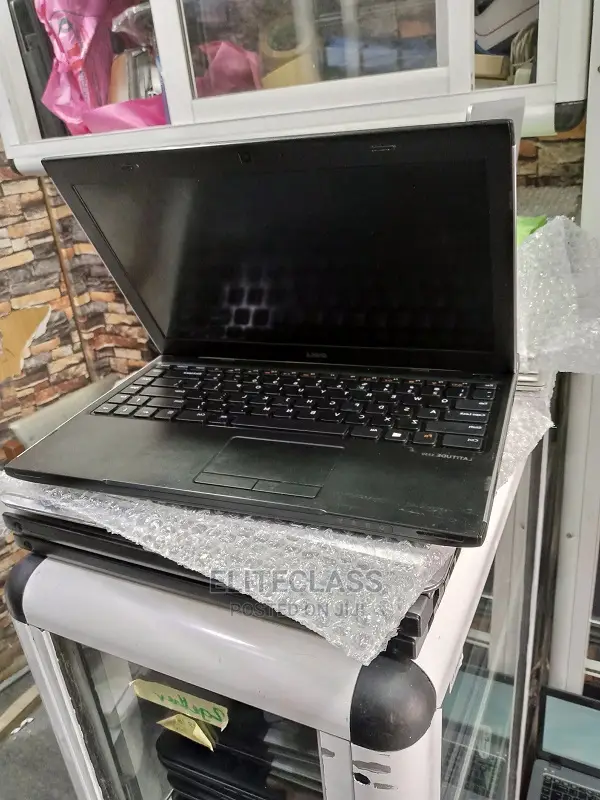 Laptop Dell Latitude 7390 8GB Intel Core I5 SSD 256GB