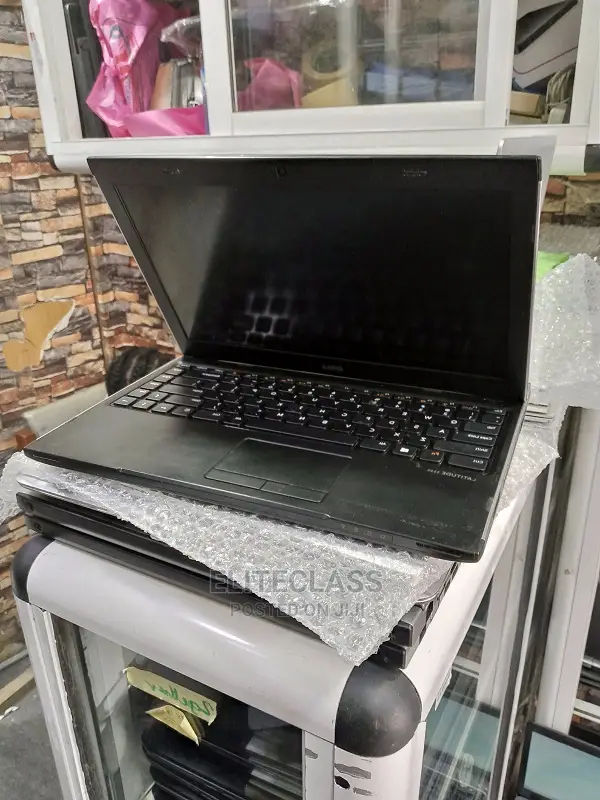 Laptop Dell Latitude 7390 8GB Intel Core I5 SSD 256GB