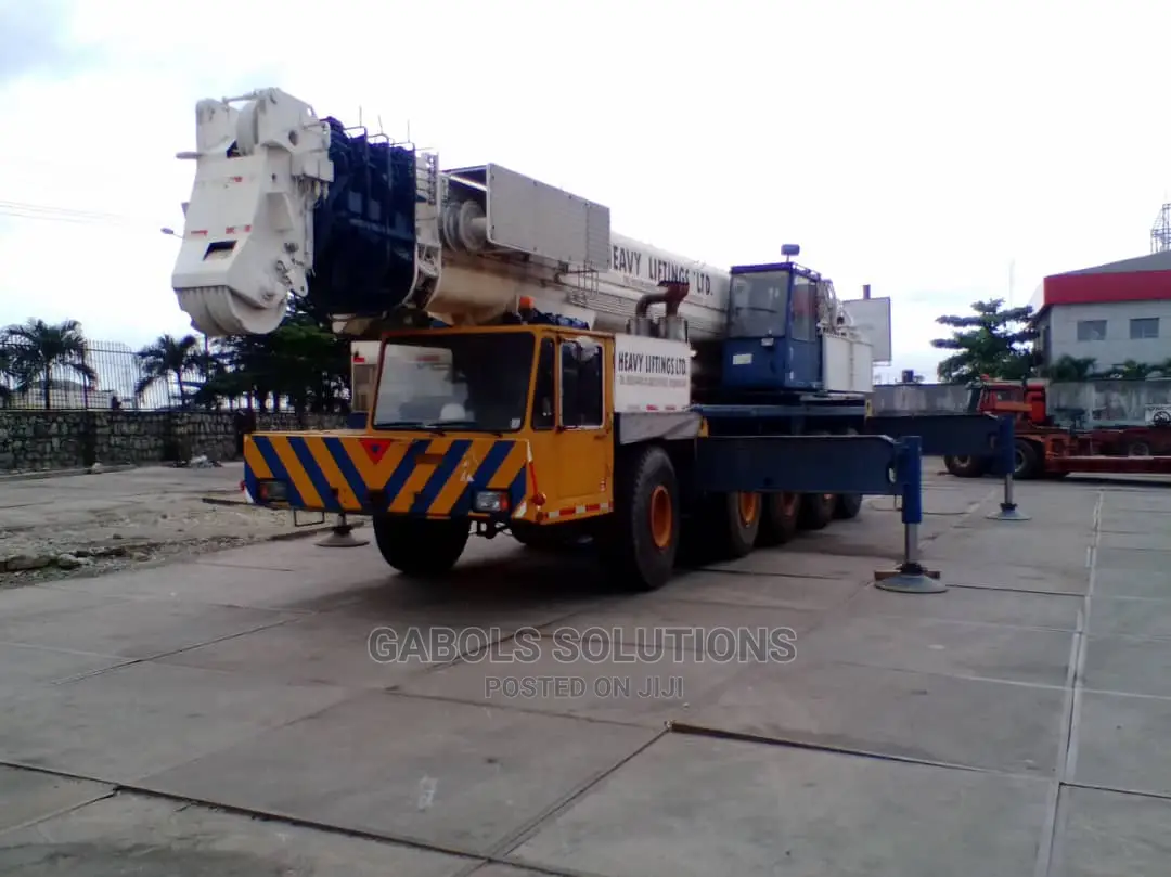 Tokunbo 150t Mobile Grove Crane