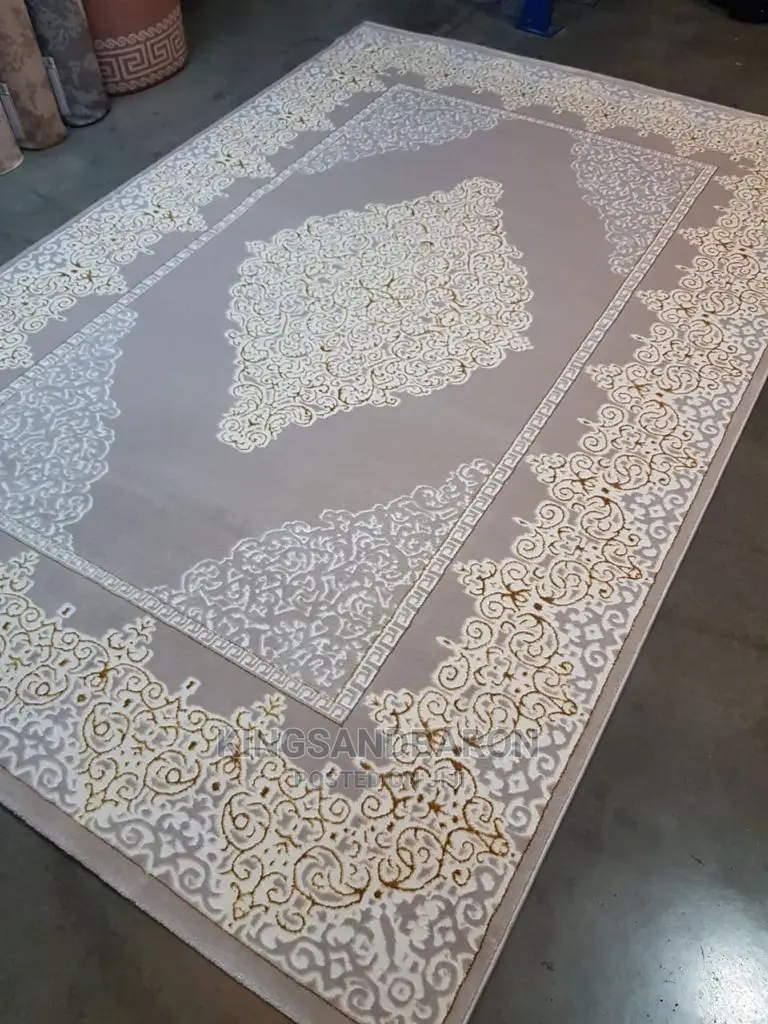 5x7fts Gold, Cream and Beige Arabian Center Rug(7x10,8x11)