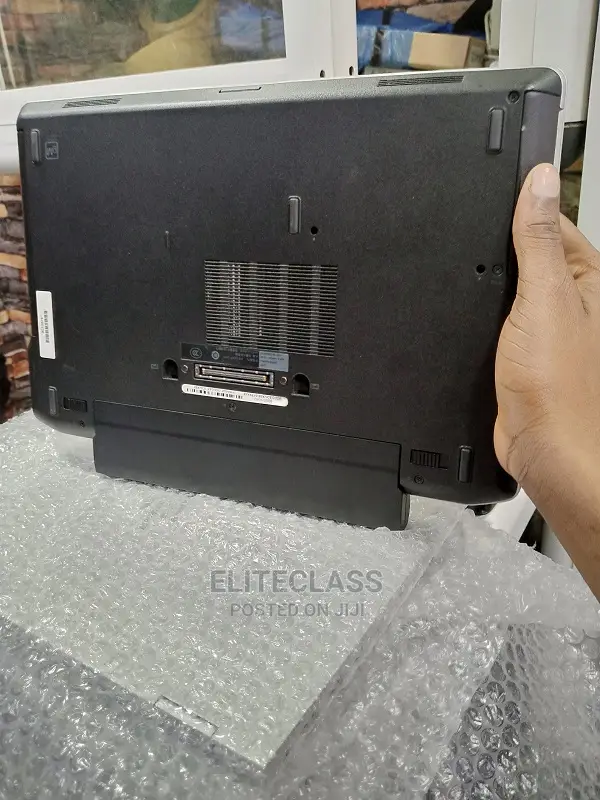 Laptop Dell Latitude E6330 4GB Intel Core I7 HDD 500GB
