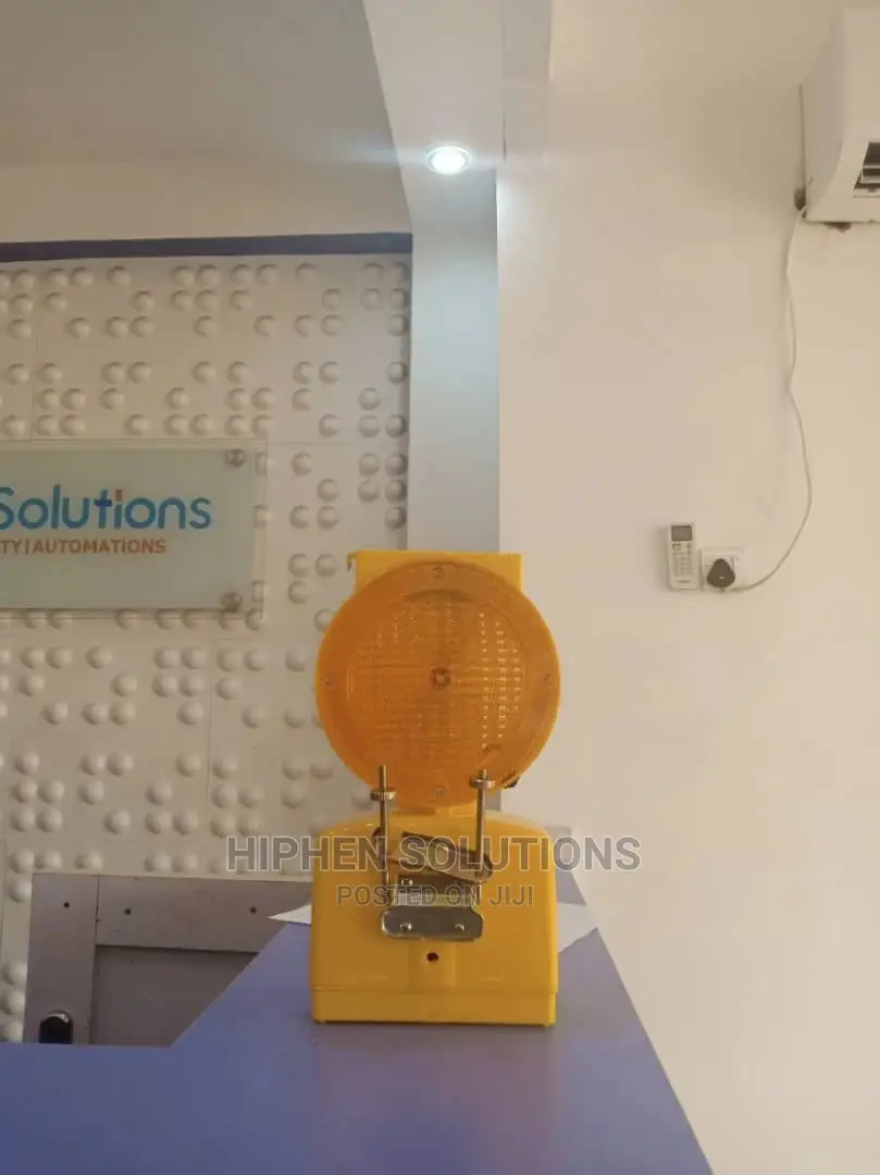 Wholesale Price Safety Solar Construction Light