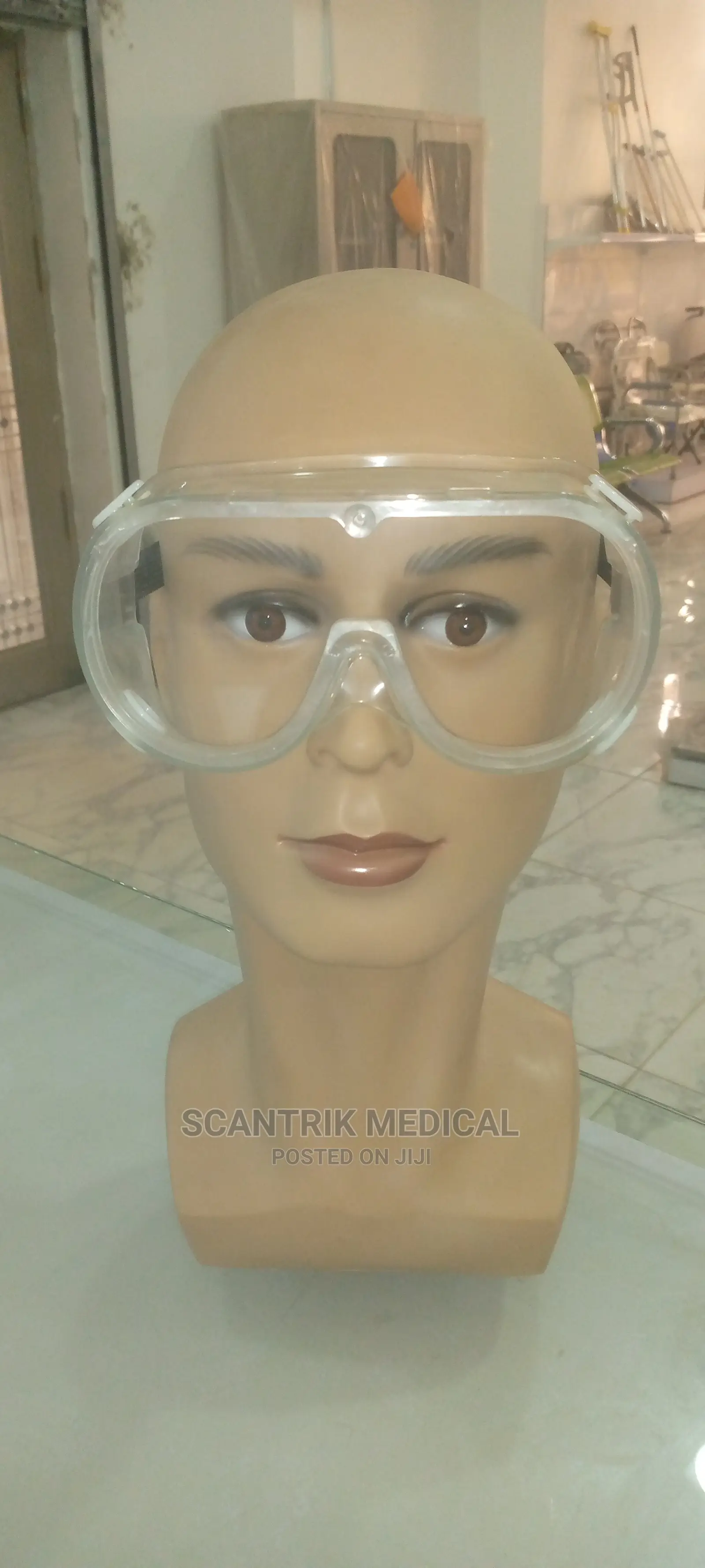 Portable Chemical Splash-Proof Safety Goggles