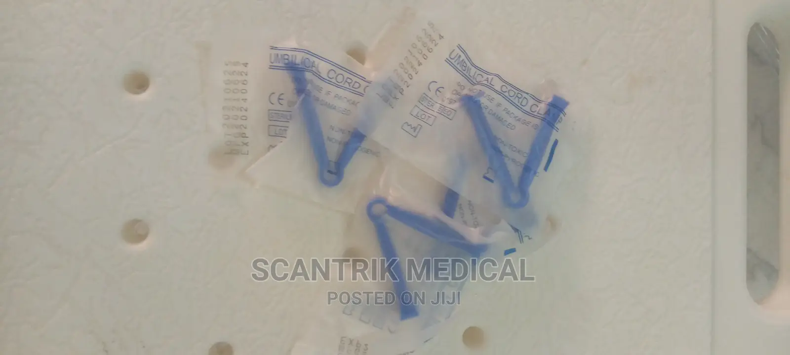 High Quality Umbilical Cord Clamp Sterile