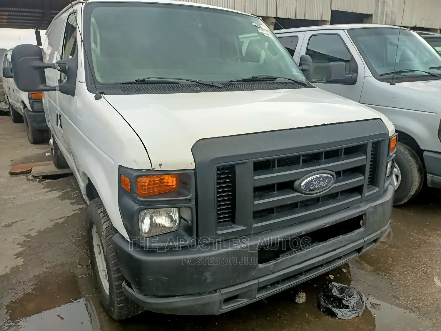 Ford E250 2009 White