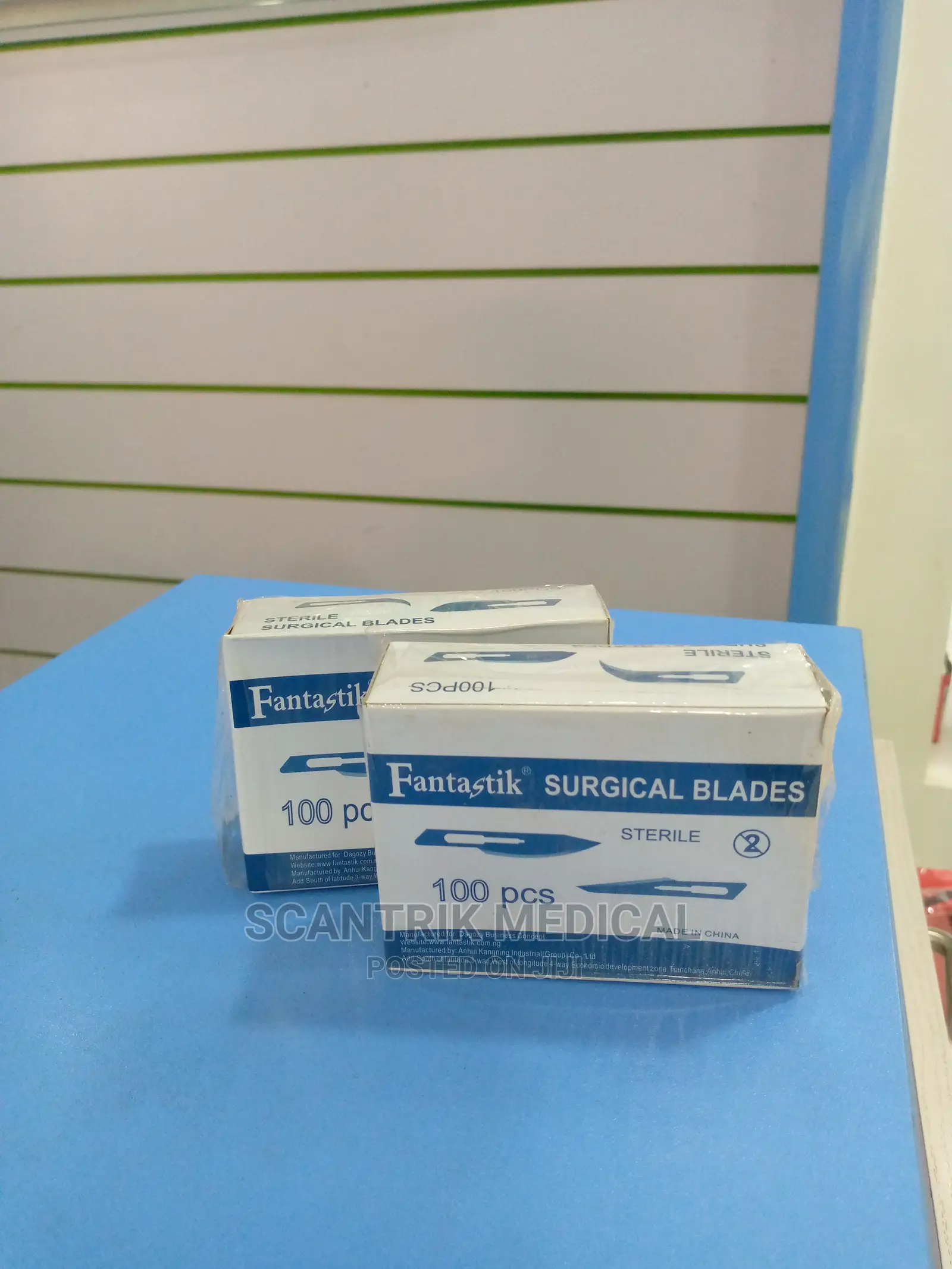Tissue Cutting and Puncturing Surgical Blade