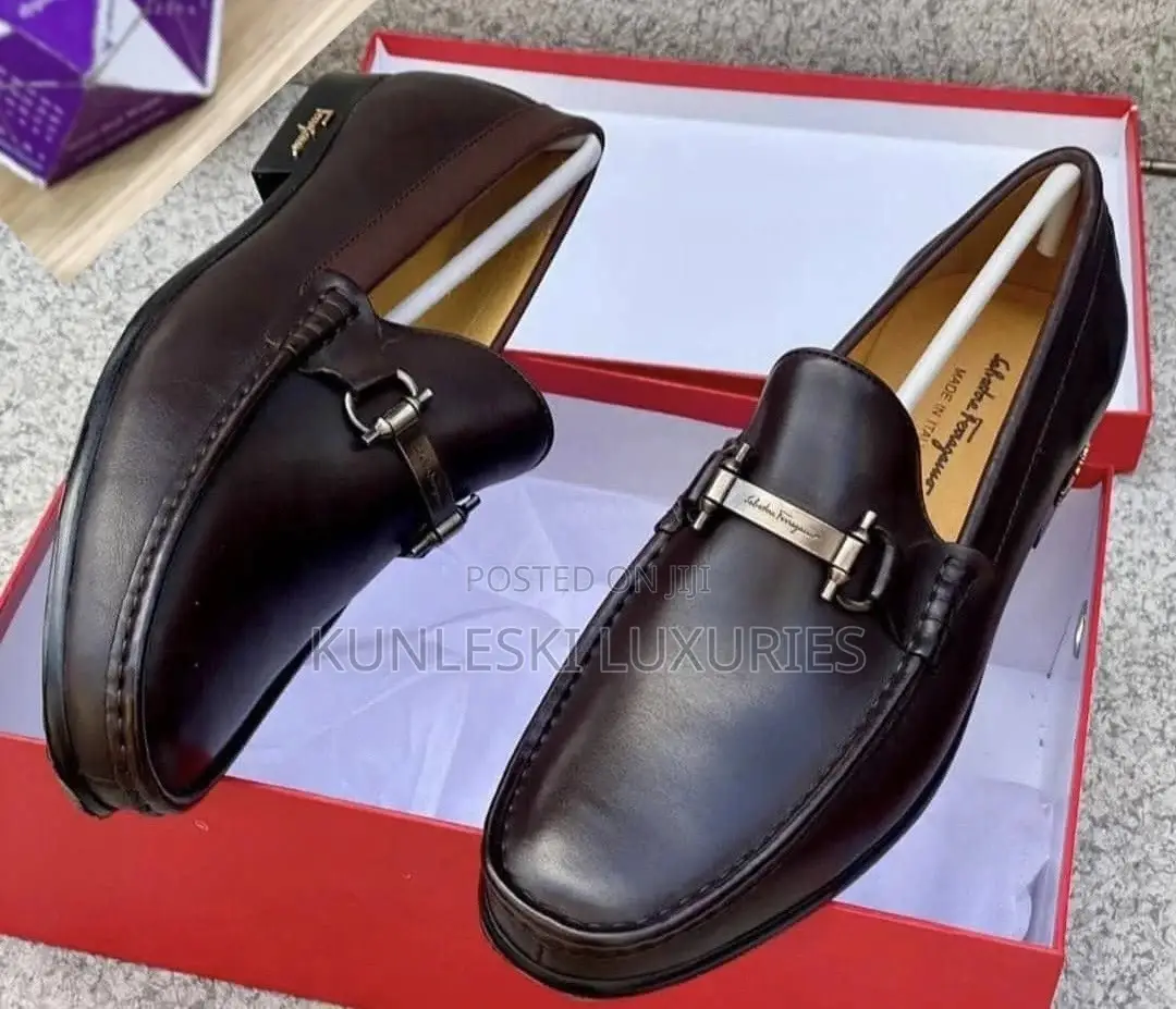 Original Ferragamo Men Leather Loafers Shoes Available