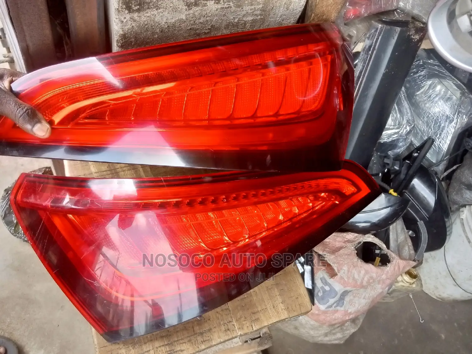 Set Of Rear Light Audi Q5 2013