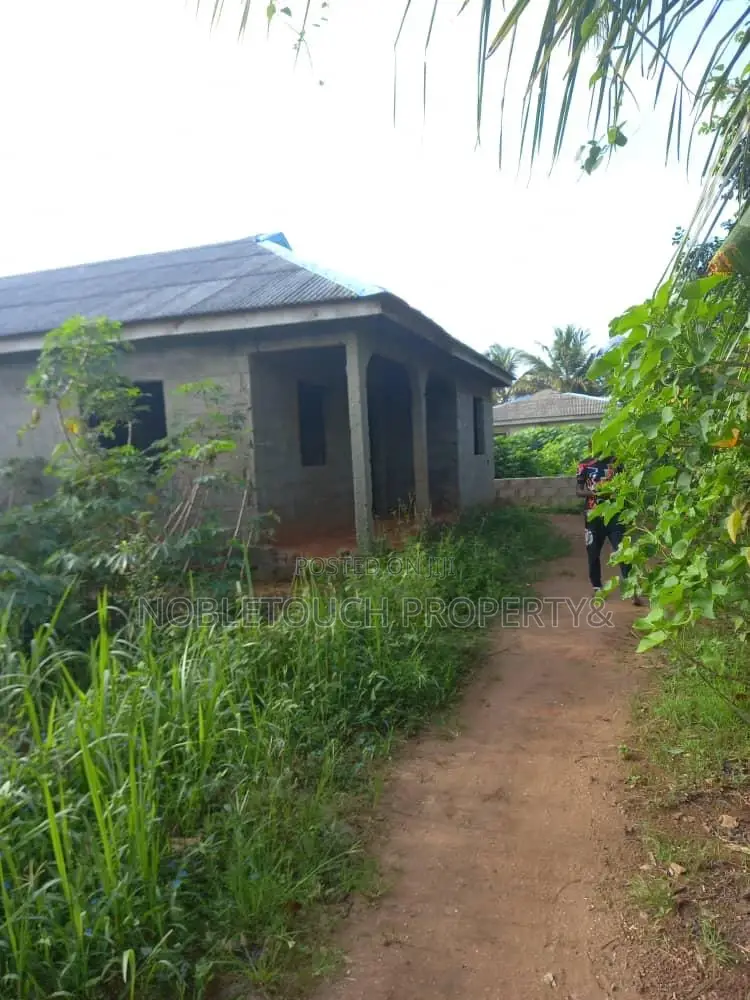 3bdrm Bungalow in Okoafor Ogun State, Ifo for Sale