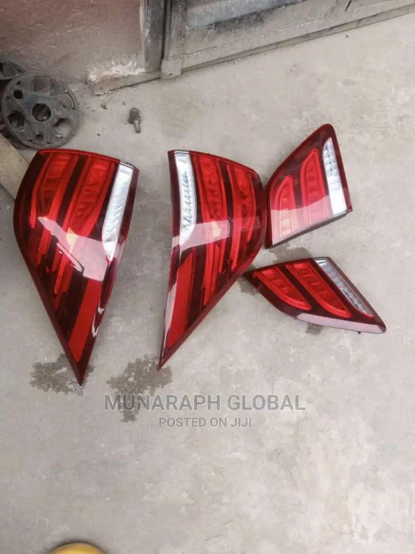 2018 Model Mercedes Benz GLE 350 Rear Light.