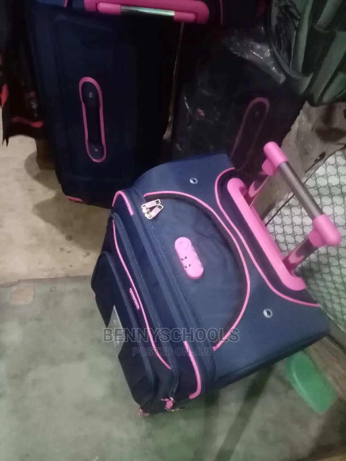 Medium Eva Traveling Luggage Box