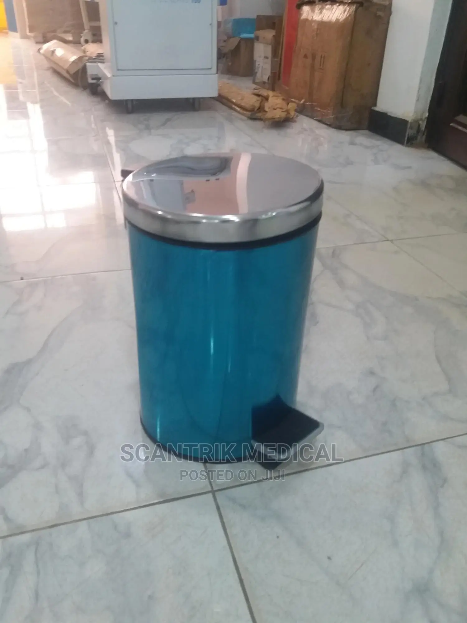 Portable 8 Liter Stainless Steel Step Garbage Can Waste Bin