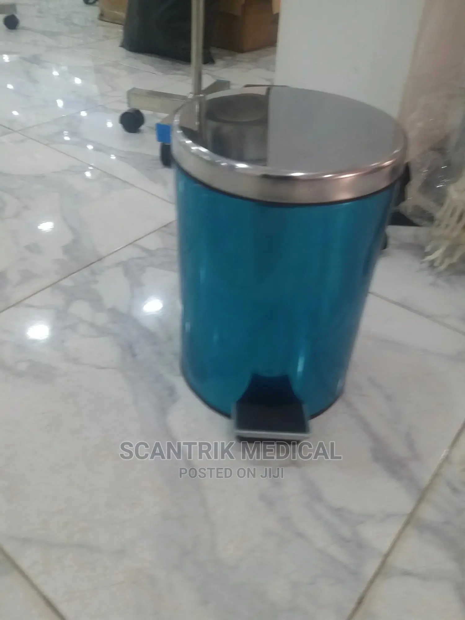 High Quality Steel Step Garbage Can Waste Bin