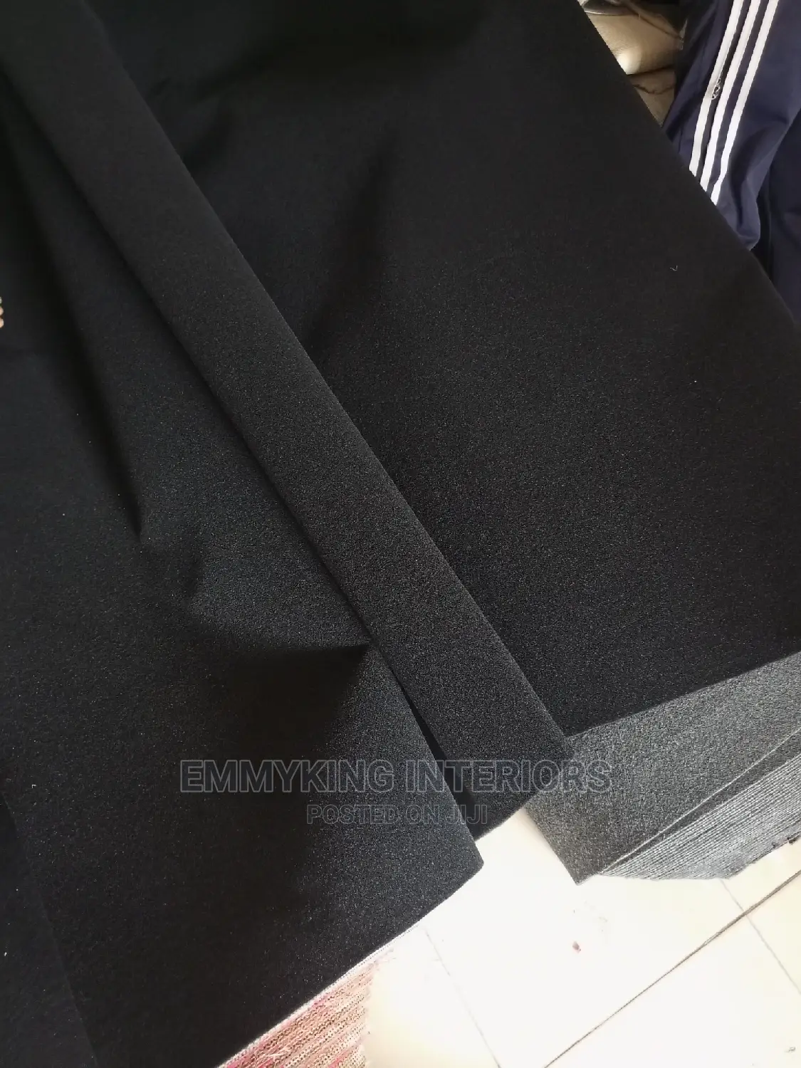New Quality Black Rug