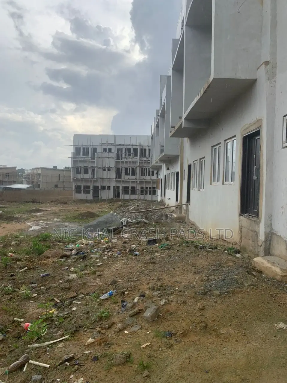 4bdrm Duplex in Jahi for sale