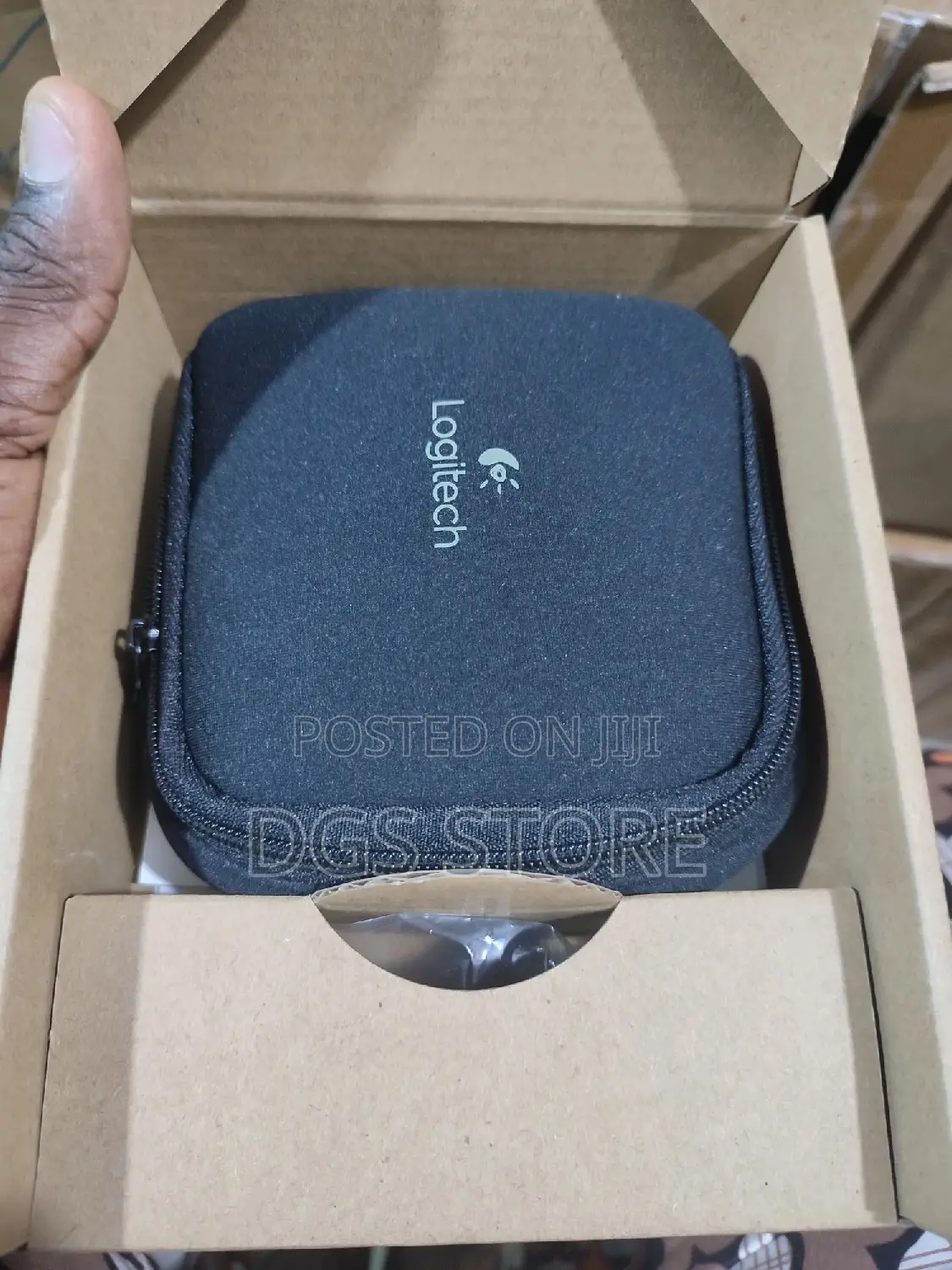 Logitech Mobile Speakerphone P710e