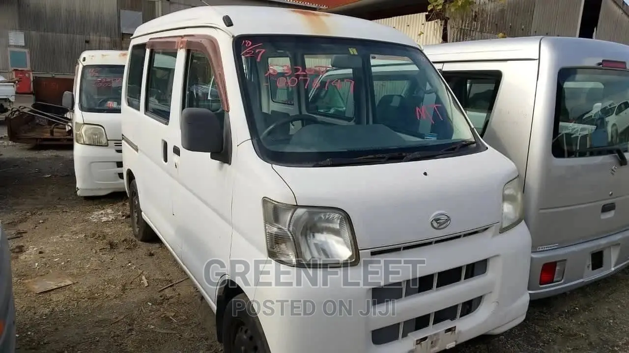 Daihatsu Hijet 2014 White