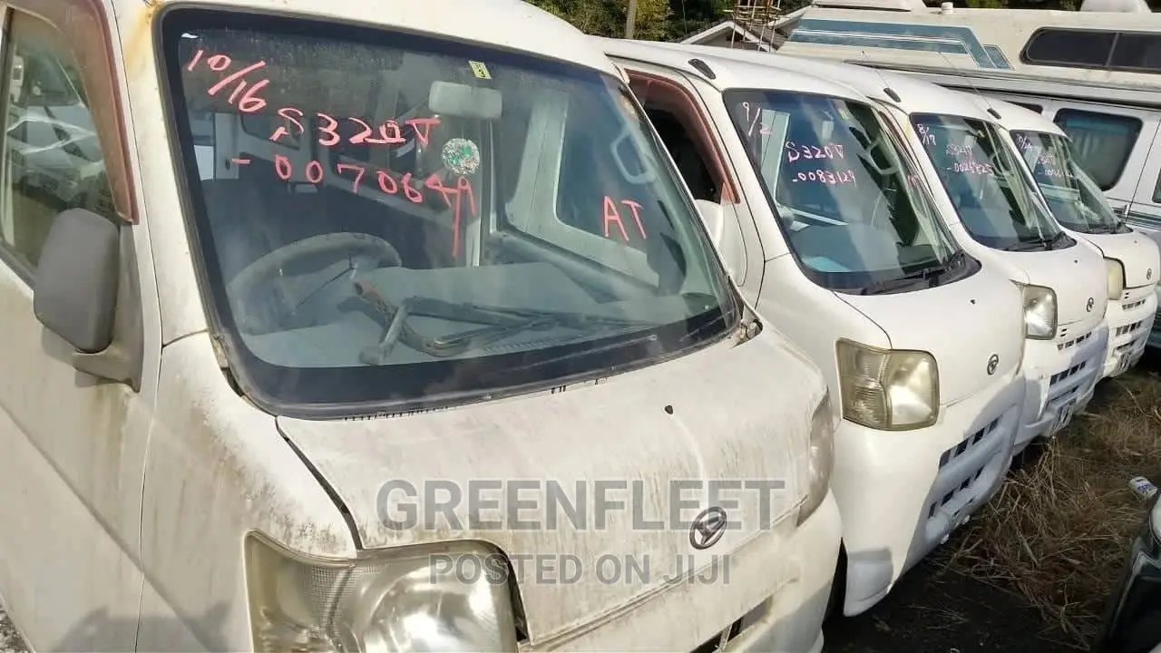 Daihatsu Hijet 2014 White
