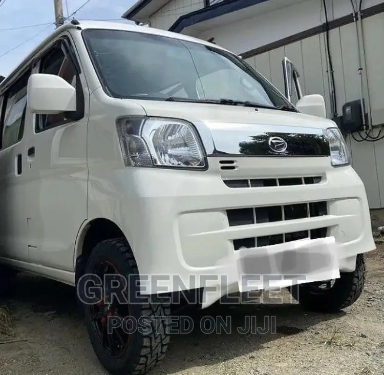 Daihatsu Hijet 2014 White