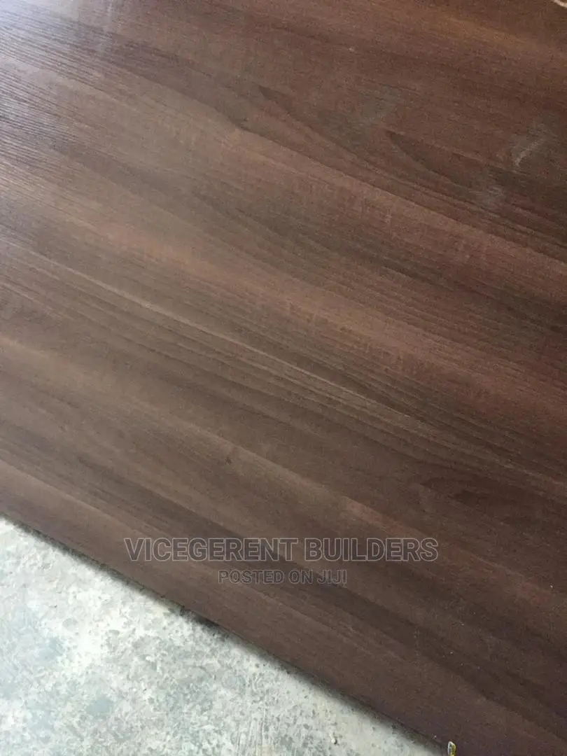 1220 X 2440 X 17mmplywood