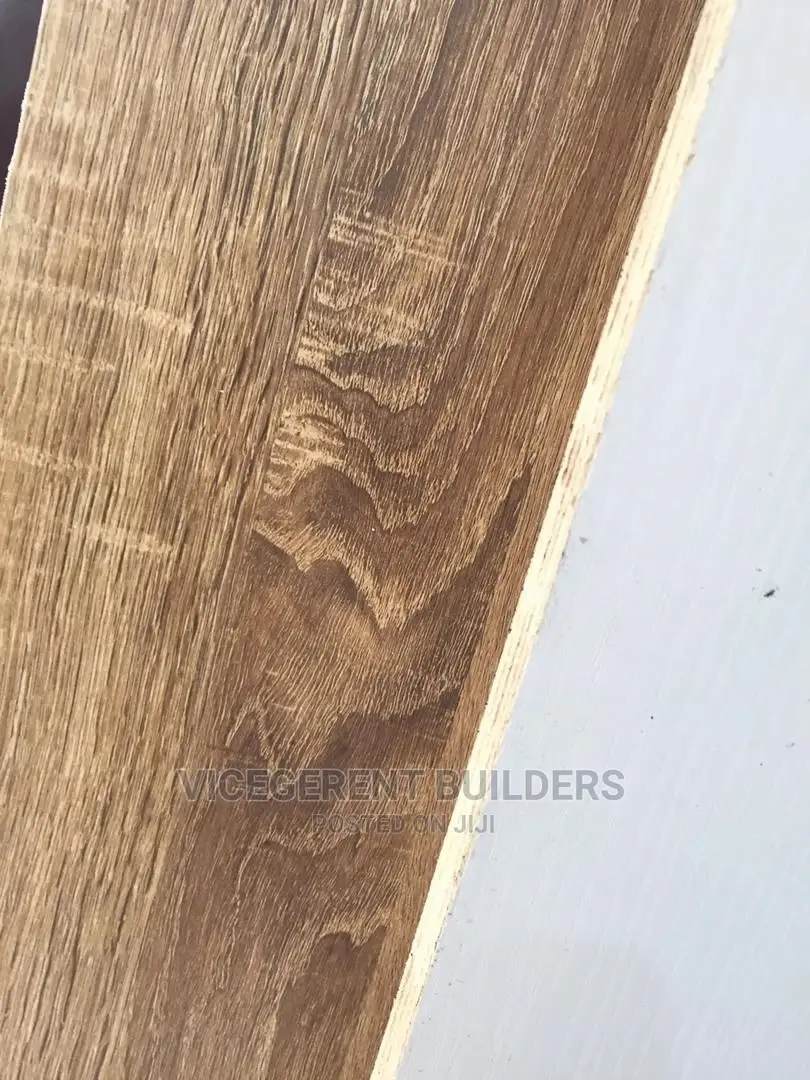 1220 X 2440 X 17mmplywood